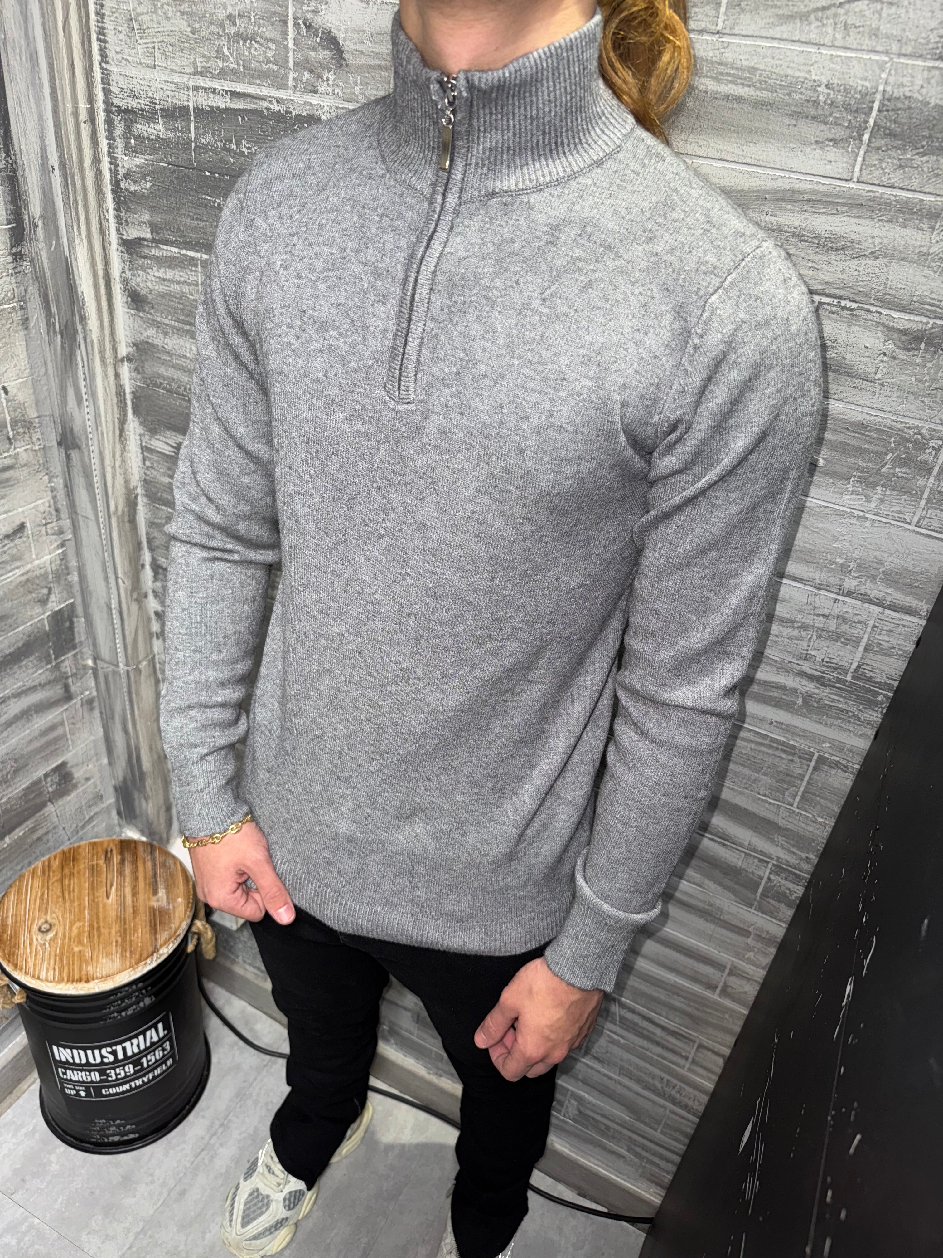 Pull Zip gris