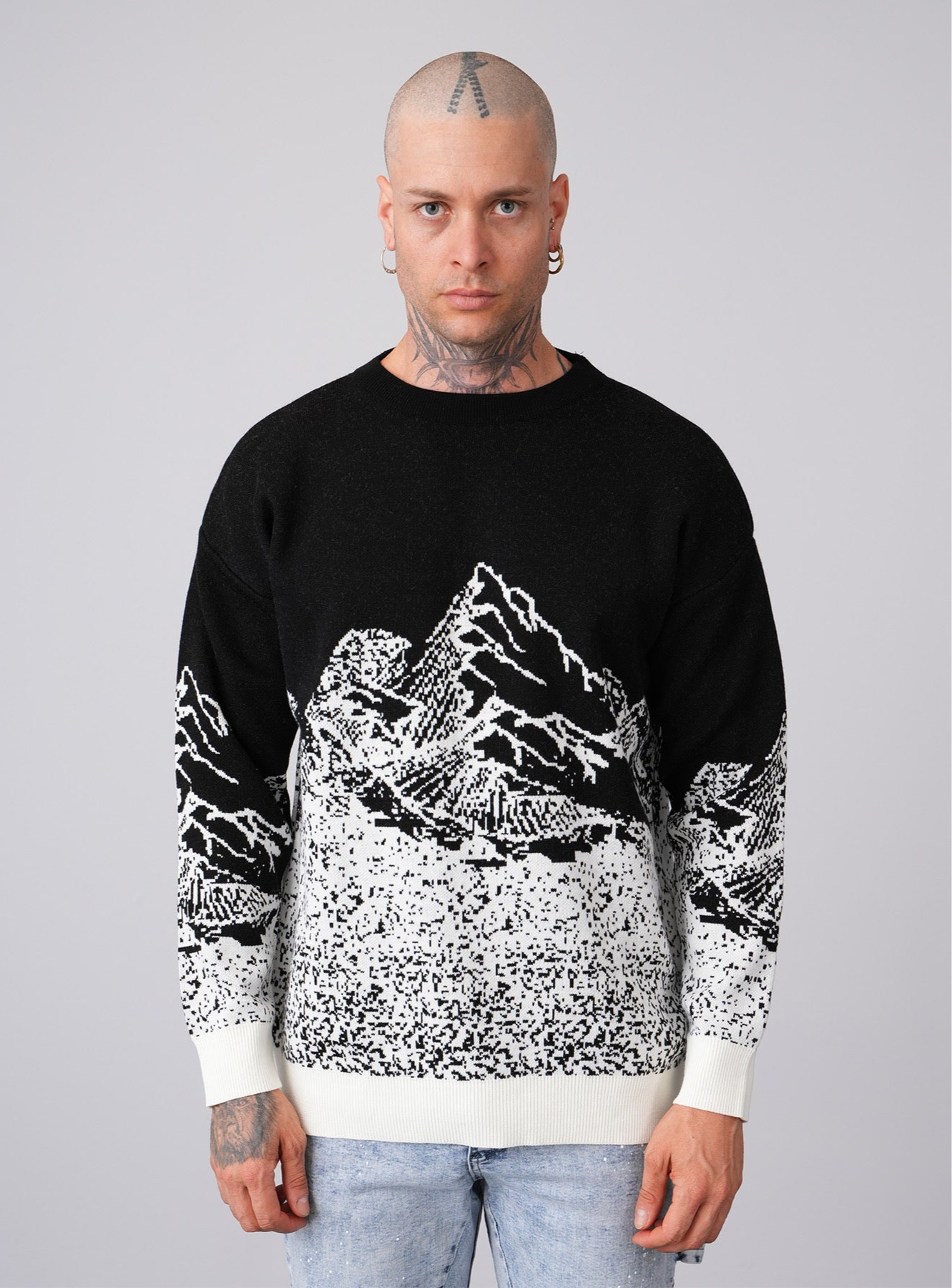 Pull Mountain noir blanc