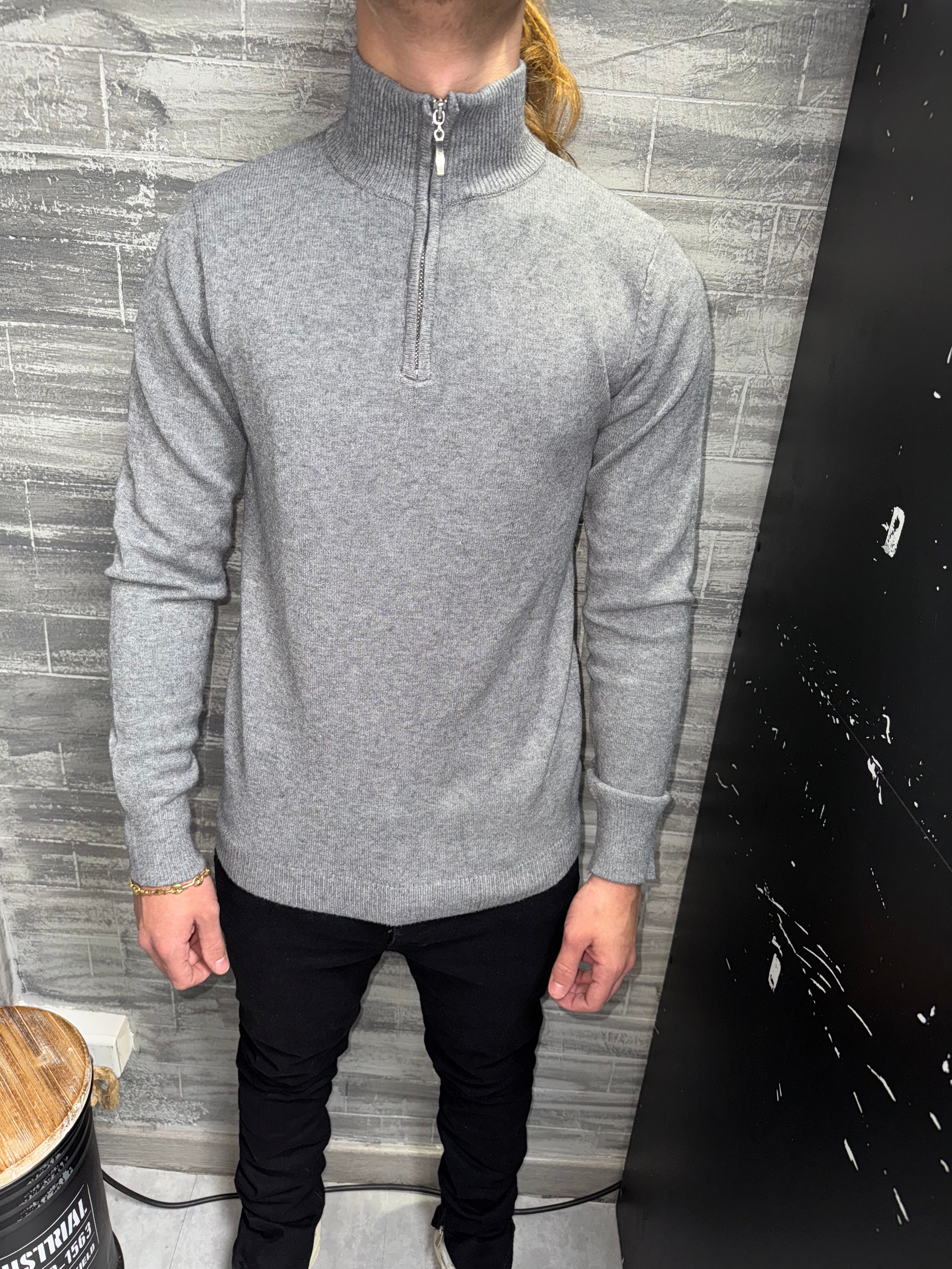 Pull Zip gris