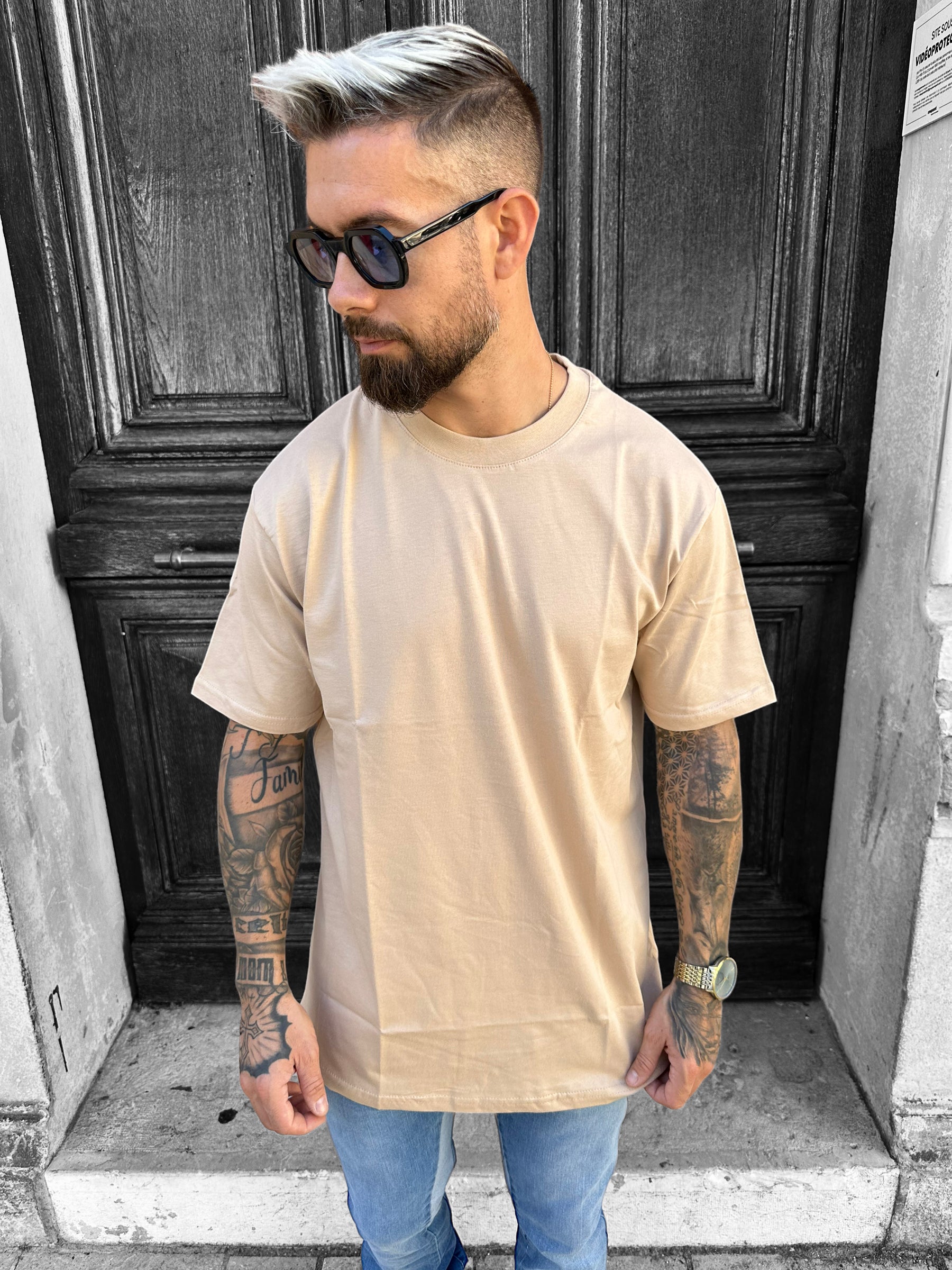 UNI beige t-shirt